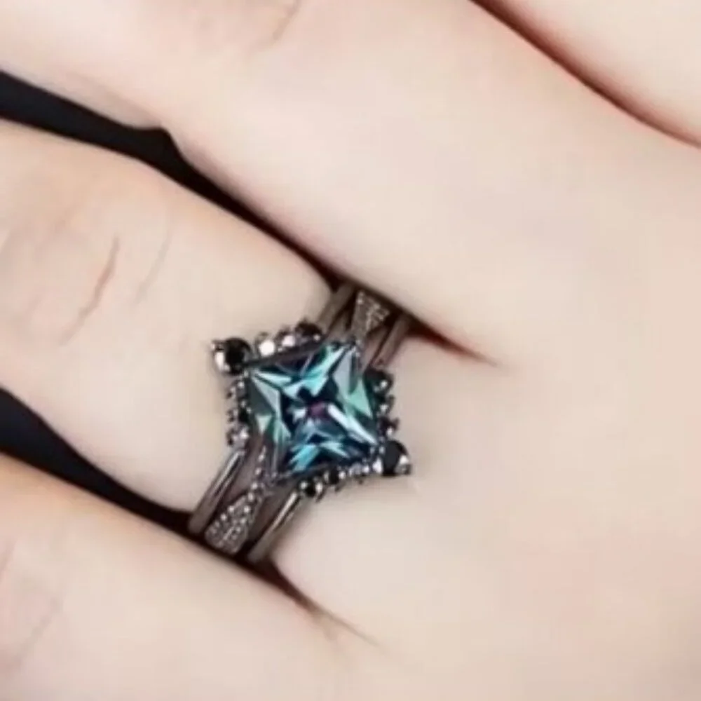 Princess Cut Alexandrite Engagement Wedding Ring Set with Moissanite in Rhodium
